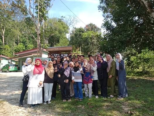 Chalet Mata Air berhampiran Pusat Rekreasi Air Panas, Ulu Legong, Baling Kedah.