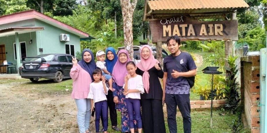 Chalet Mata Air berhampiran Pusat Rekreasi Air Panas, Ulu Legong, Baling Kedah.