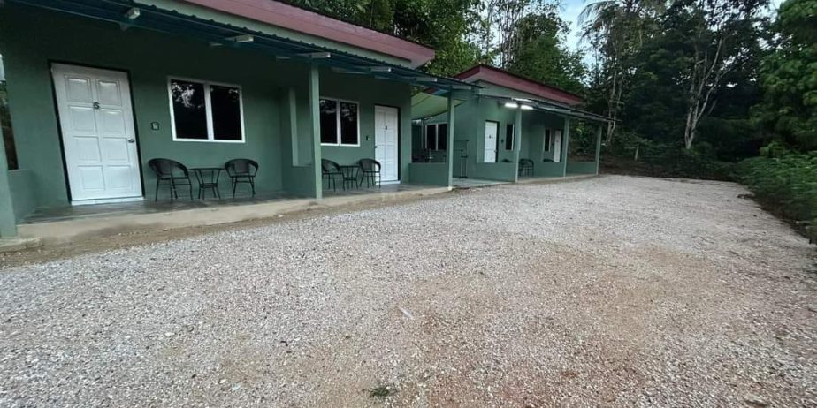 Chalet Mata Air berhampiran Pusat Rekreasi Air Panas, Ulu Legong, Baling Kedah.